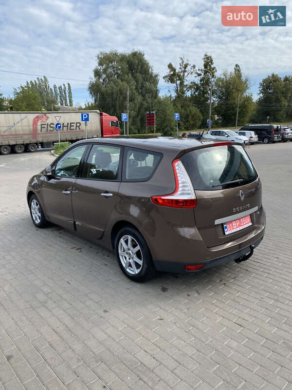 Минивэн Renault Grand Scenic 2010 в Ровно
