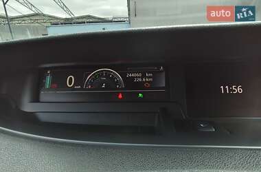Минивэн Renault Grand Scenic 2014 в 