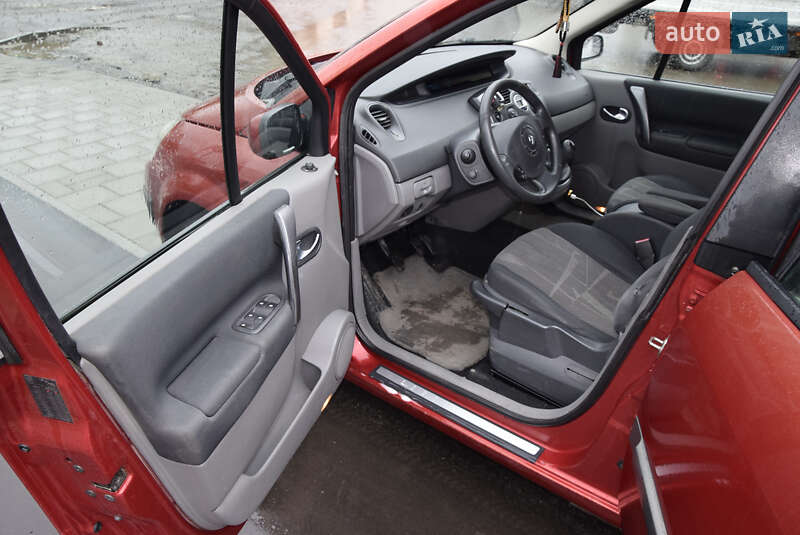 Минивэн Renault Grand Scenic 2005 в Львове фото 6 Минивэн Renault Grand Scenic 2005 в Львове