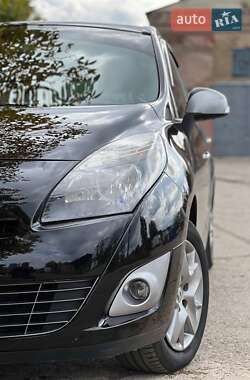 Минивэн Renault Grand Scenic 2011 в 