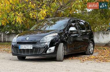 Renault Grand Scenic 2011
