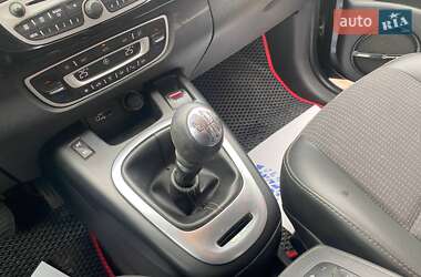 Минивэн Renault Grand Scenic 2011 в 
