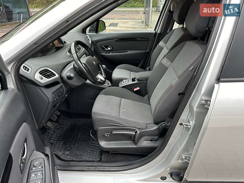 Минивэн Renault Grand Scenic 2012 в Киеве