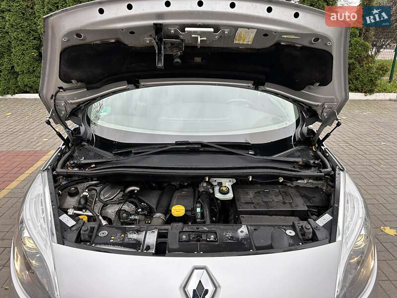 Минивэн Renault Grand Scenic 2012 в Киеве