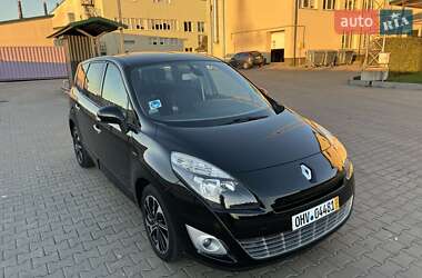 Renault Grand Scenic 2011