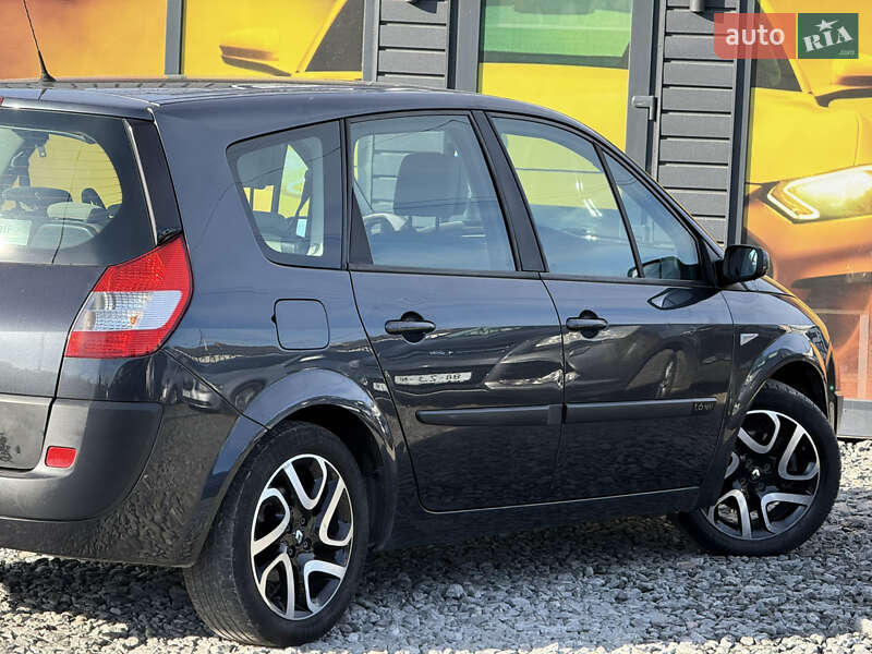 Минивэн Renault Grand Scenic 2005 в Стрые