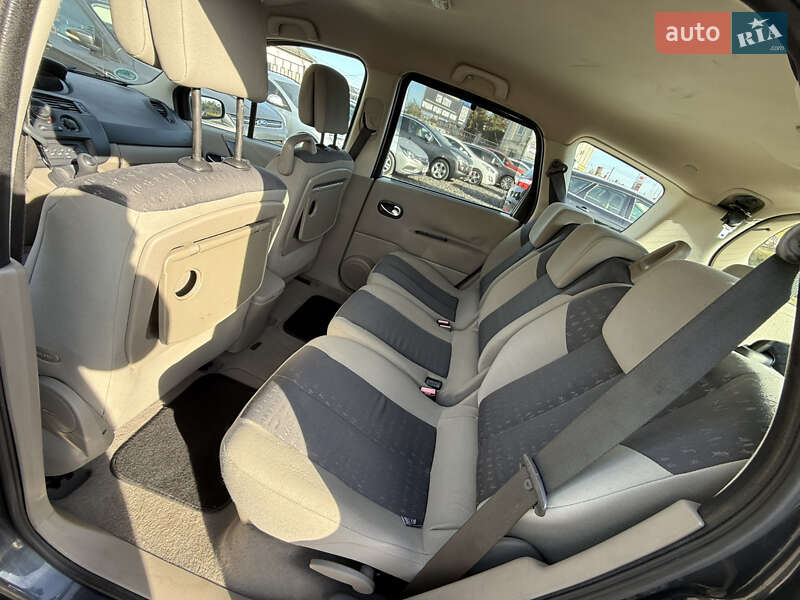 Минивэн Renault Grand Scenic 2005 в Стрые