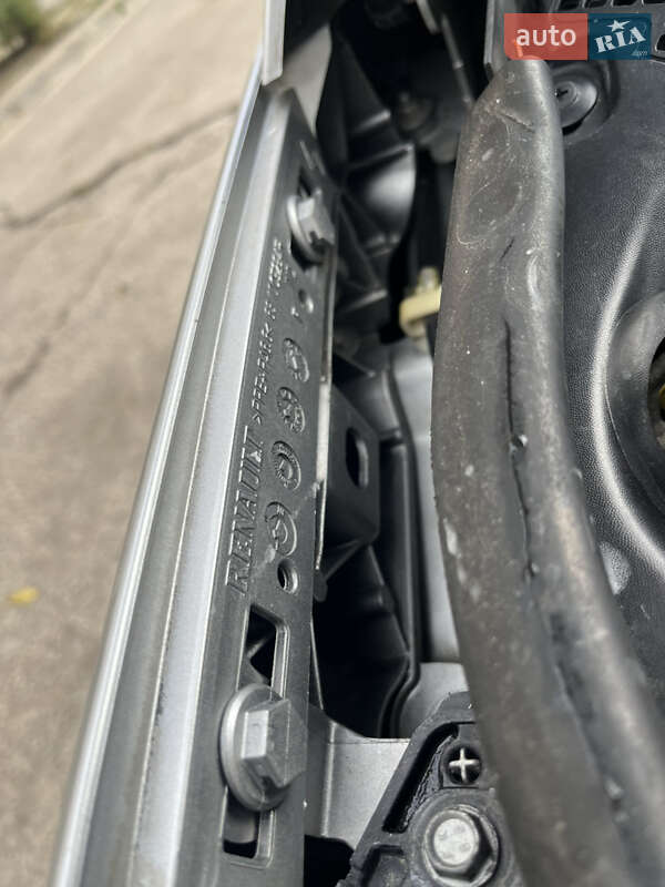 Минивэн Renault Grand Scenic 2015 в Вольногорске