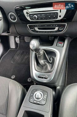 Мінівен Renault Grand Scenic 2013 в 