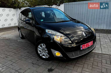 Минивэн Renault Grand Scenic 2009 в 