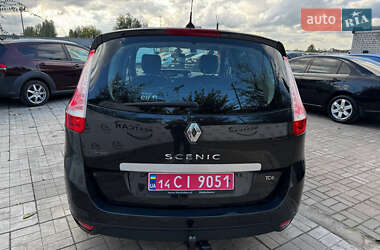 Минивэн Renault Grand Scenic 2009 в 