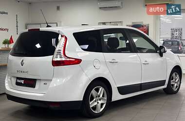 Минивэн Renault Grand Scenic 2012 в 