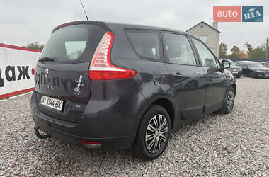 Минивэн Renault Grand Scenic 2010 в 