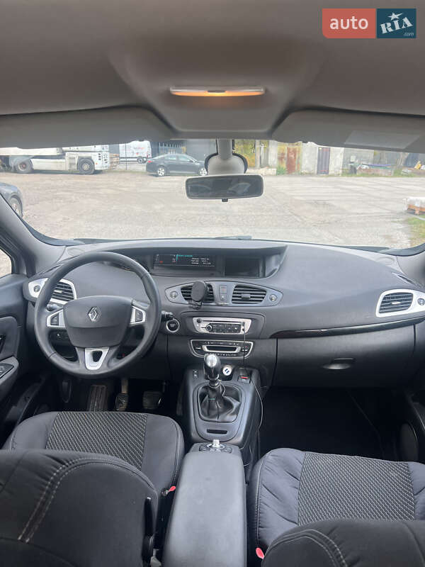 Мінівен Renault Grand Scenic 2012 в Львові фото 14 Мінівен Renault Grand Scenic 2012 в Львові