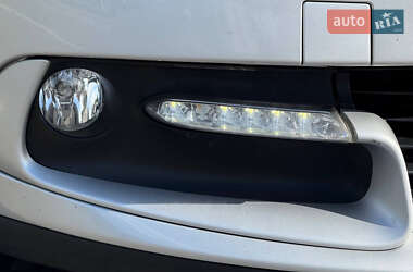 Минивэн Renault Grand Scenic 2015 в 