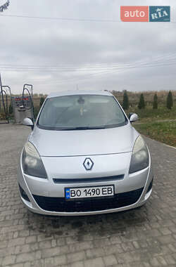 Renault Grand Scenic 2010