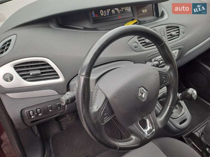 Минивэн Renault Grand Scenic 2014 в Решетиловке