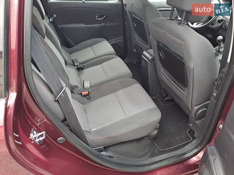 Минивэн Renault Grand Scenic 2014 в Решетиловке