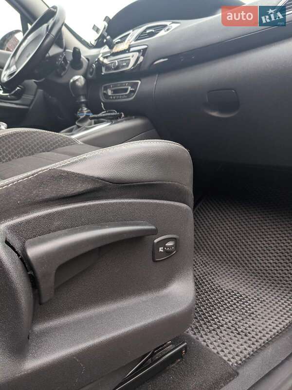 Мінівен Renault Grand Scenic 2015 в Луцьку фото 18 Мінівен Renault Grand Scenic 2015 в Луцьку