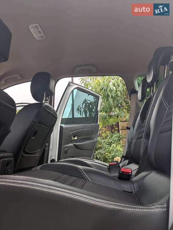 Мінівен Renault Grand Scenic 2015 в Луцьку фото 24 Мінівен Renault Grand Scenic 2015 в Луцьку
