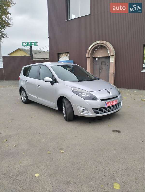 Мінівен Renault Grand Scenic 2011 в Чернігові