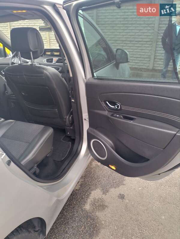 Мінівен Renault Grand Scenic 2011 в Чернігові