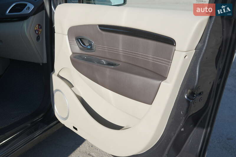 Мінівен Renault Grand Scenic 2010 в Києві