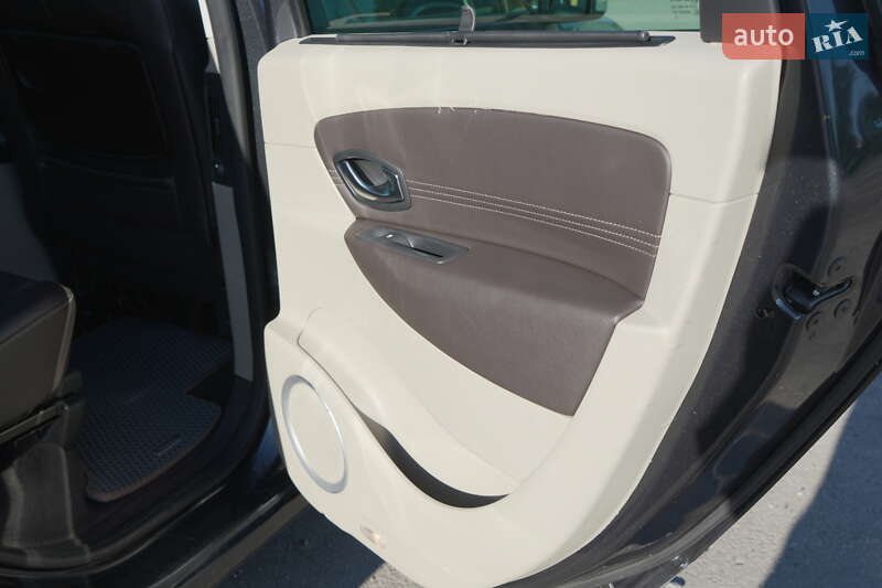 Мінівен Renault Grand Scenic 2010 в Києві