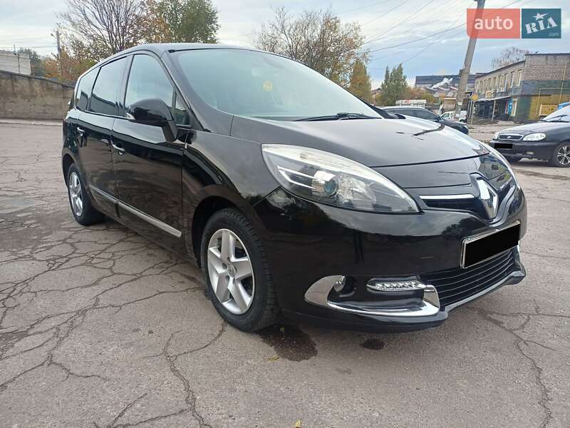 Минивэн Renault Grand Scenic 2015 в Каменском фото Минивэн Renault Grand Scenic 2015 в Каменском