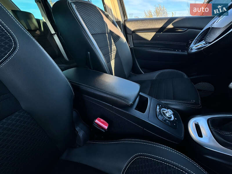Мінівен Renault Grand Scenic 2015 в Стрию фото 88 Мінівен Renault Grand Scenic 2015 в Стрию