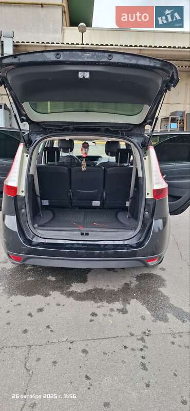 Мінівен Renault Grand Scenic 2012 в Миколаєві фото 17 Мінівен Renault Grand Scenic 2012 в Миколаєві