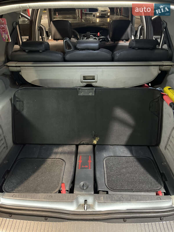 Минивэн Renault Grand Scenic 2004 в Виннице