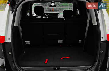 Мінівен Renault Grand Scenic 2013 в  фото 15 Мінівен Renault Grand Scenic 2013 в
