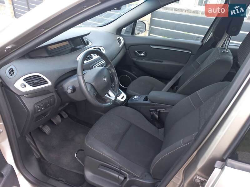 Минивэн Renault Grand Scenic 2010 в Ивано-Франковске