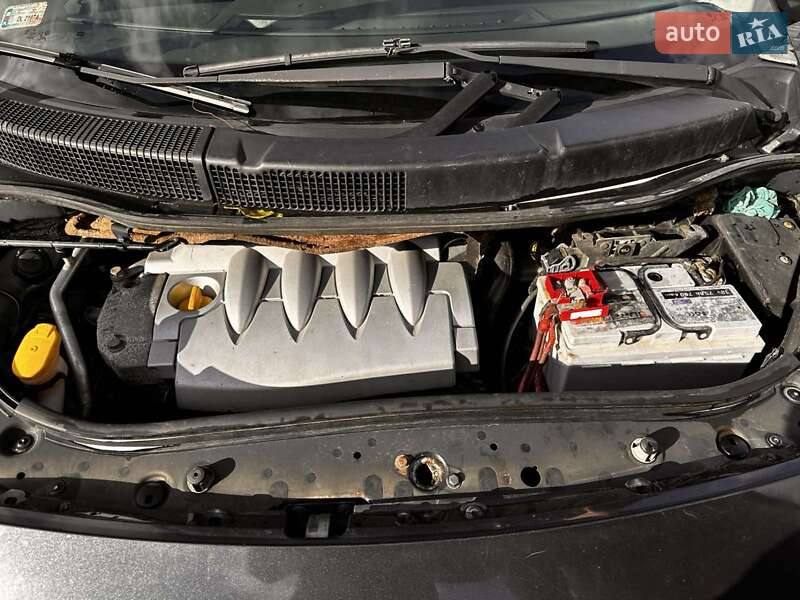 Минивэн Renault Grand Scenic 2004 в Луцке