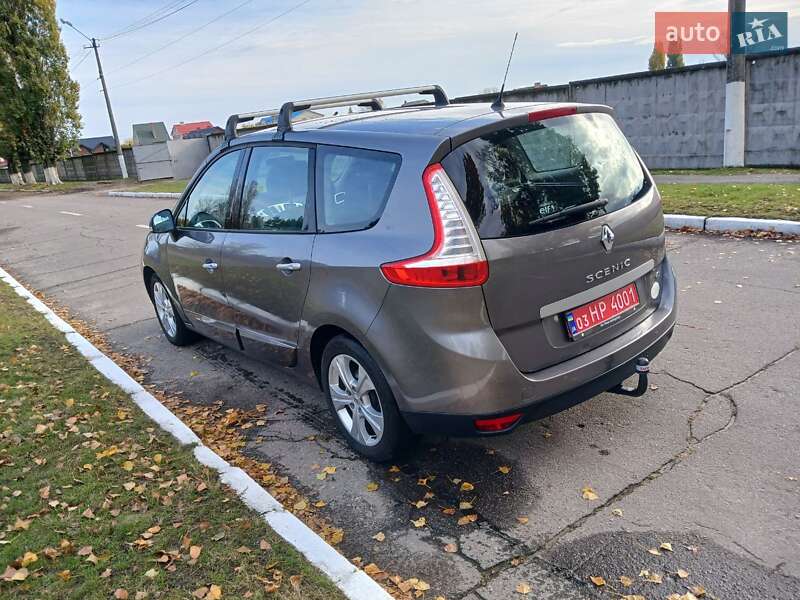 Минивэн Renault Grand Scenic 2010 в Кременчуге фото 5 Минивэн Renault Grand Scenic 2010 в Кременчуге