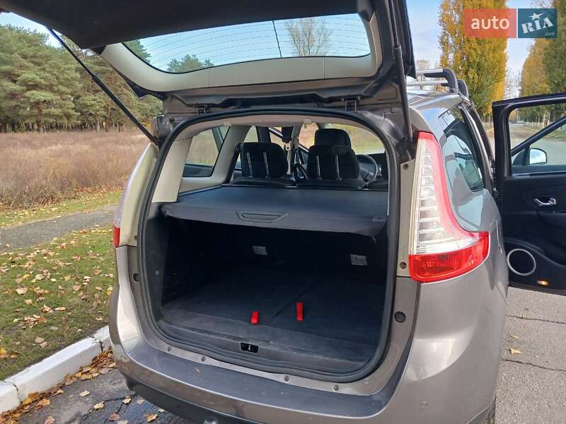Минивэн Renault Grand Scenic 2010 в Кременчуге фото 38 Минивэн Renault Grand Scenic 2010 в Кременчуге
