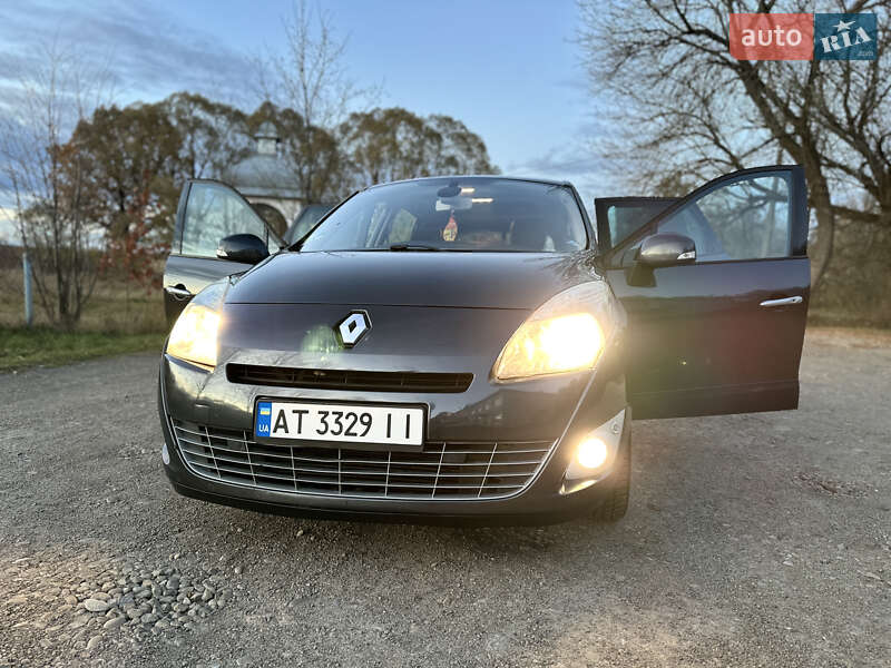 Минивэн Renault Grand Scenic 2011 в Рожнятове