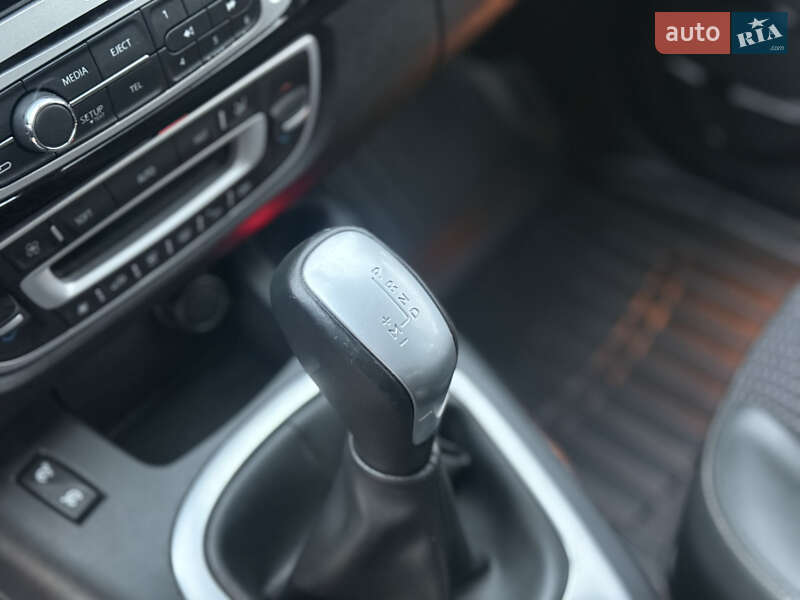 Минивэн Renault Grand Scenic 2012 в Стрые