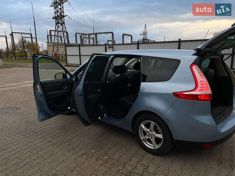 Минивэн Renault Grand Scenic 2009 в Луцке фото 58 Минивэн Renault Grand Scenic 2009 в Луцке