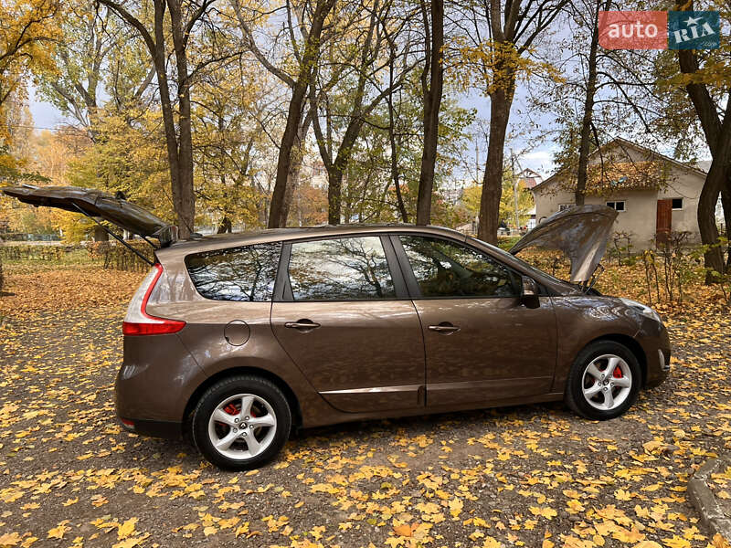 Минивэн Renault Grand Scenic 2011 в Черновцах фото 37 Минивэн Renault Grand Scenic 2011 в Черновцах