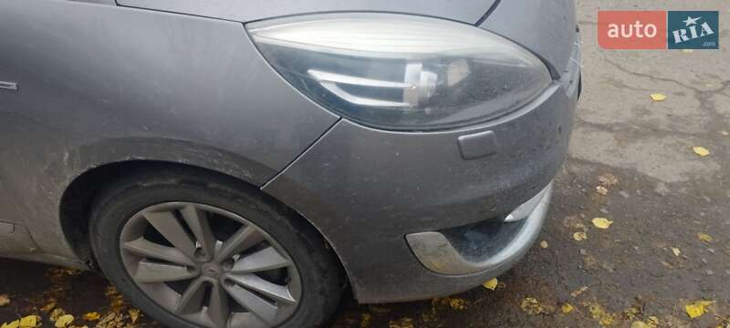Мінівен Renault Grand Scenic 2013 в Старій Вижівці