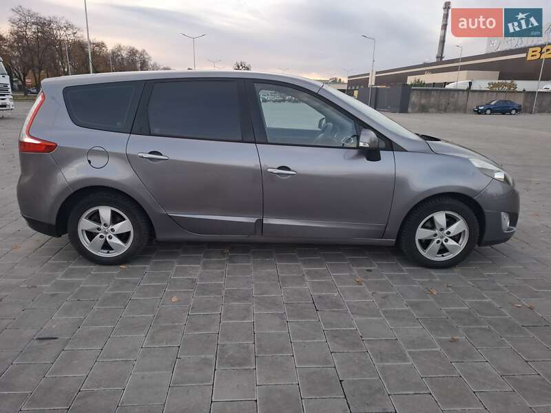 Минивэн Renault Grand Scenic 2009 в Черкассах фото 8 Минивэн Renault Grand Scenic 2009 в Черкассах