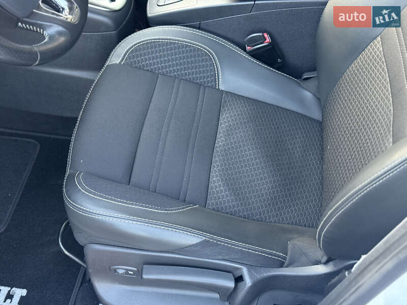 Минивэн Renault Grand Scenic 2014 в Стрые фото 58 Минивэн Renault Grand Scenic 2014 в Стрые