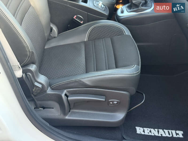 Минивэн Renault Grand Scenic 2014 в Стрые фото 71 Минивэн Renault Grand Scenic 2014 в Стрые