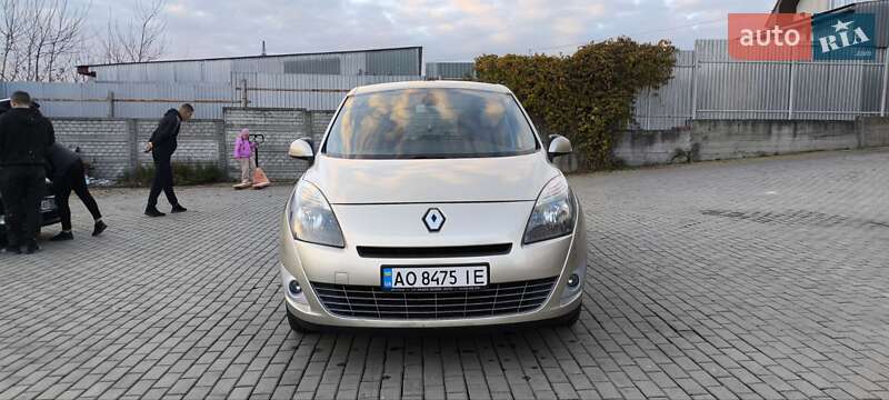 Мінівен Renault Grand Scenic 2010 в Мукачевому