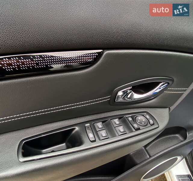 Минивэн Renault Grand Scenic 2013 в Ровно