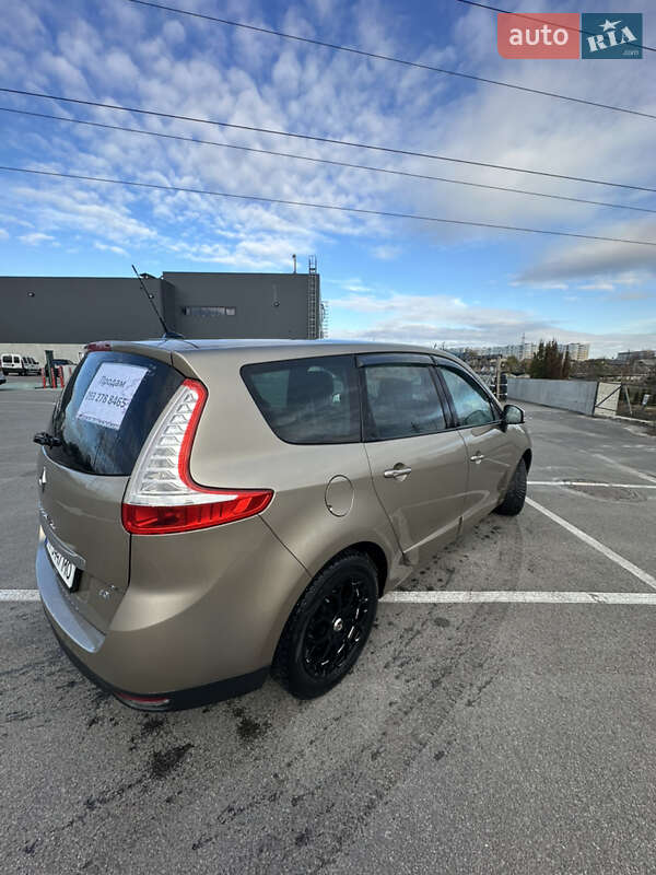 Мінівен Renault Grand Scenic 2014 в Ірпені