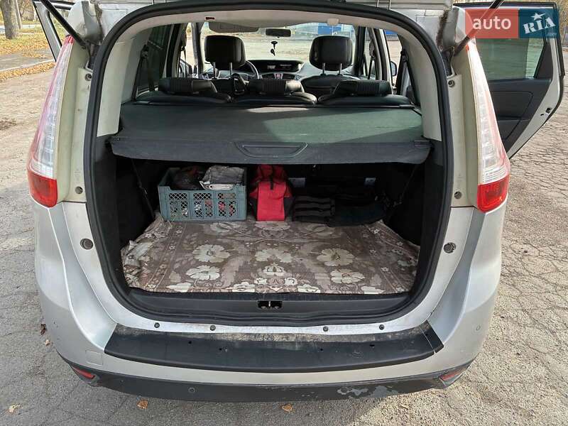 Минивэн Renault Grand Scenic 2011 в Остроге фото 17 Минивэн Renault Grand Scenic 2011 в Остроге
