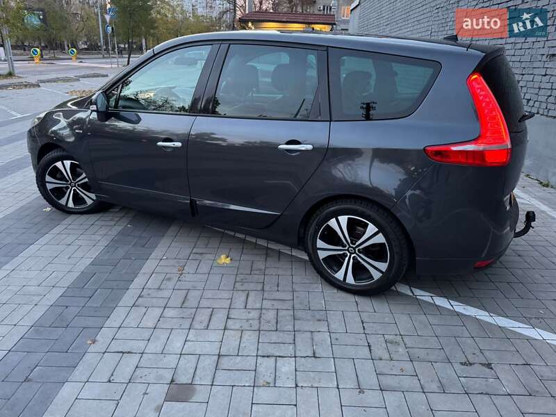 Мінівен Renault Grand Scenic 2011 в Києві